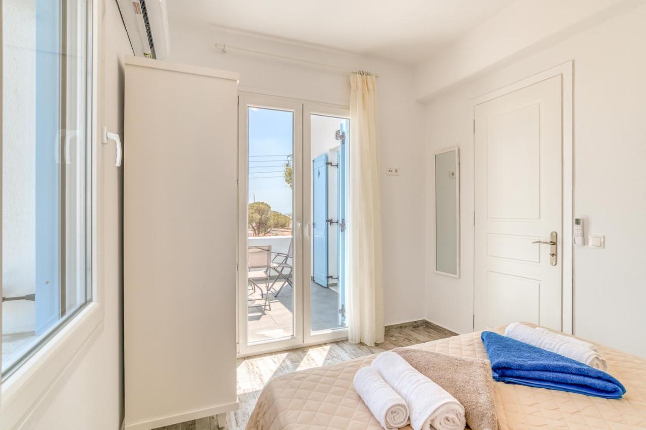 Ippocampos Seaside Serenity - Unwind At Paros Poolside Retreats Apartment Alikí