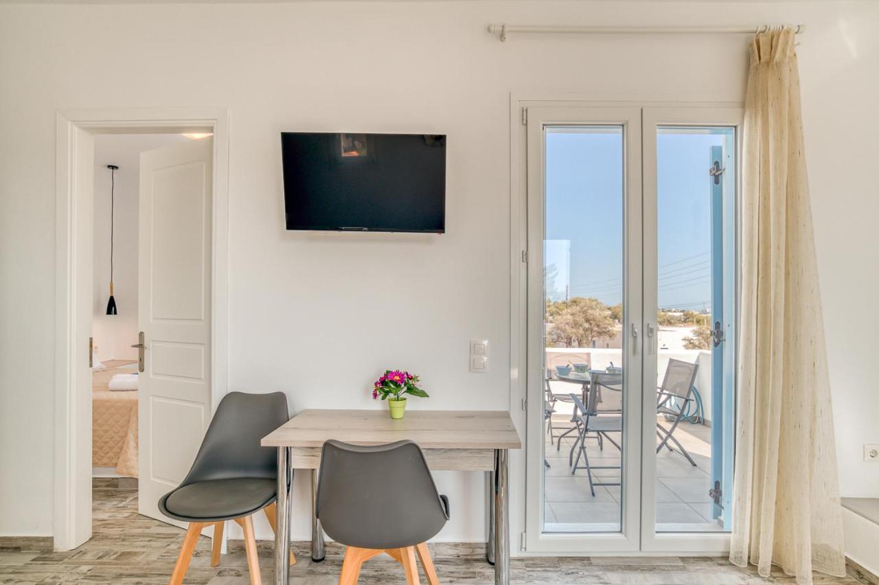 Ippocampos Seaside Serenity - Unwind At Paros Poolside Retreats