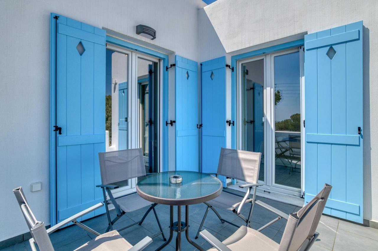 Ippocampos Seaside Serenity - Unwind At Paros Poolside Retreats Apartment Alikí