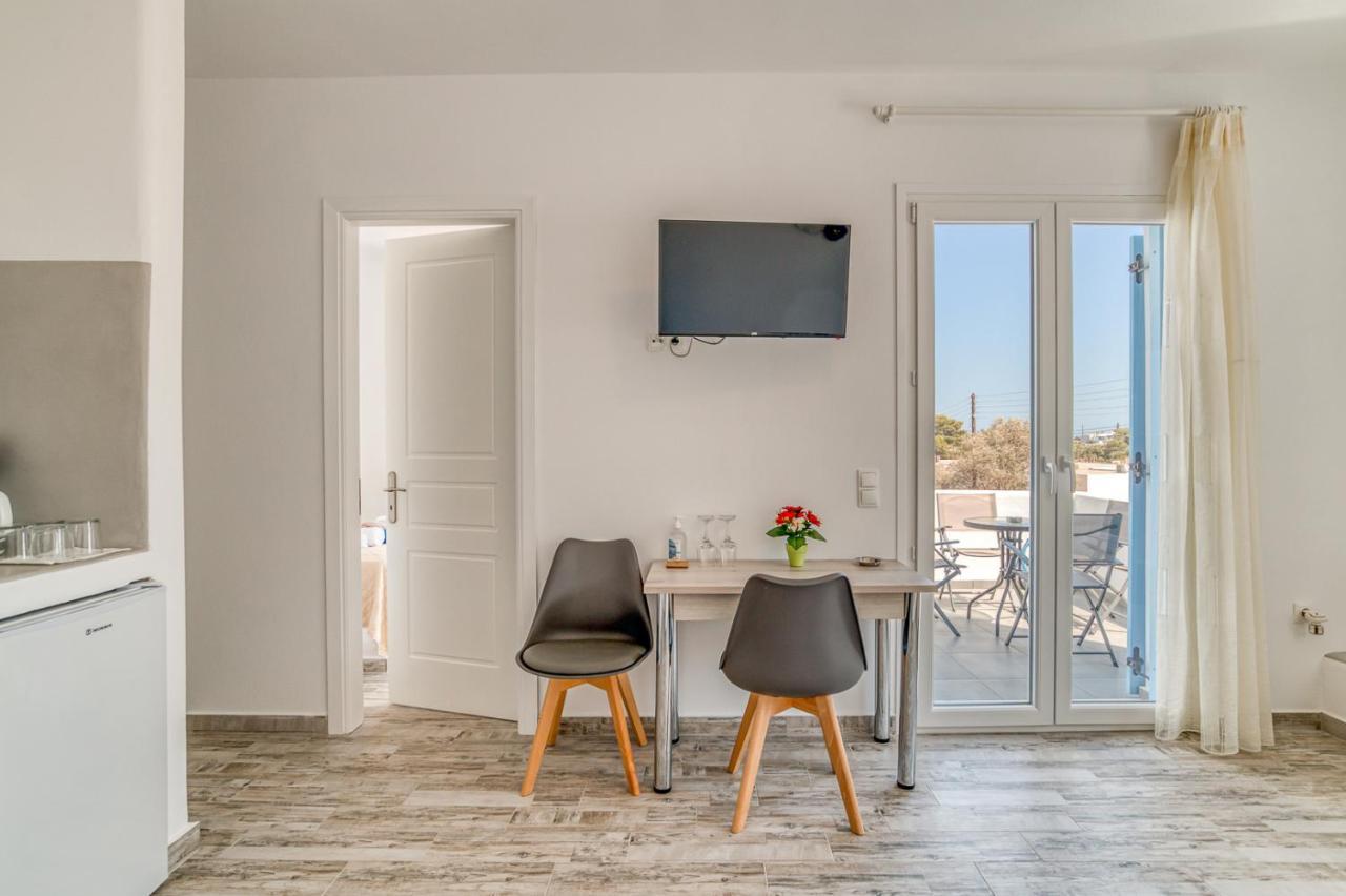Ippocampos Seaside Serenity - Unwind At Paros Poolside Retreats