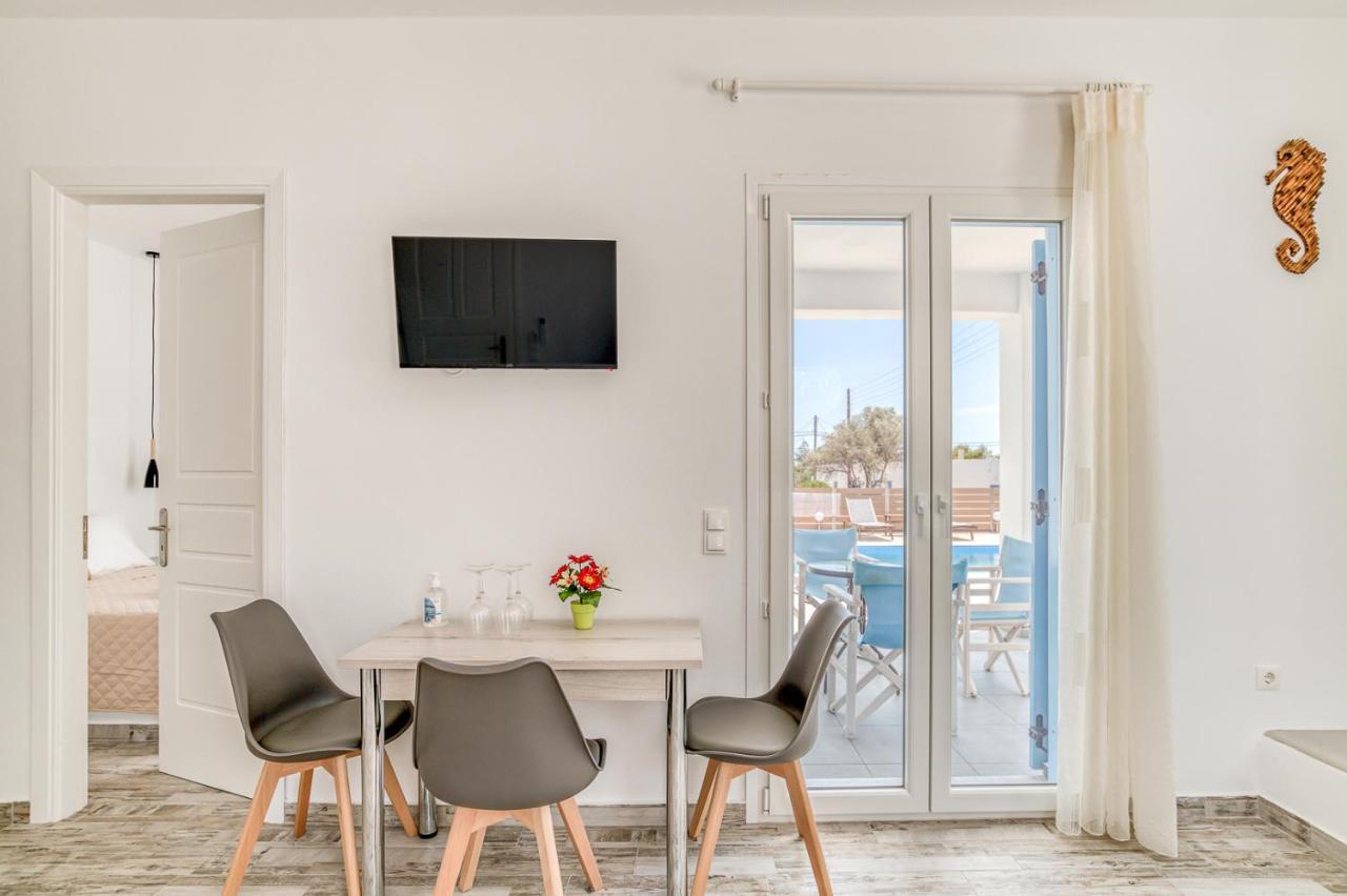Ippocampos Seaside Serenity - Unwind At Paros Poolside Retreats Apartment