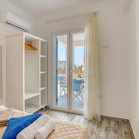 Ippocampos Seaside Serenity - Unwind At Paros Poolside Retreats Alikí Exterior foto