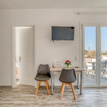 Ippocampos Seaside Serenity - Unwind At Paros Poolside Retreats Alikí Exterior foto