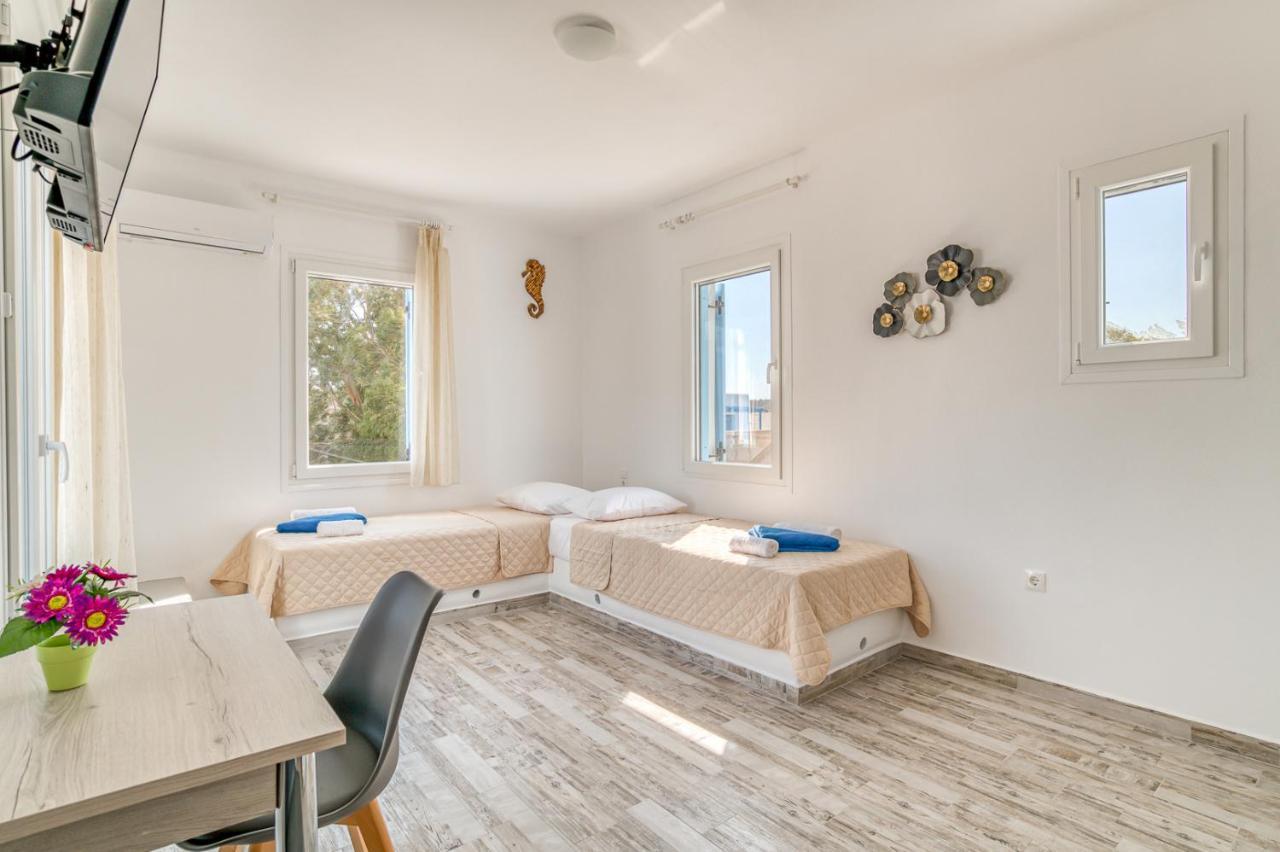 Ippocampos Seaside Serenity - Unwind At Paros Poolside Retreats Apartament